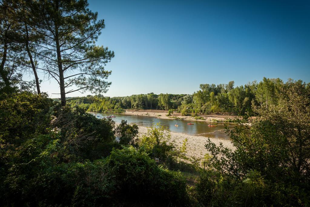 Camping La Sousta**** Otel Remoulins Dış mekan fotoğraf